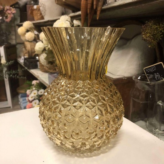 Stor gylden vase i ananas form 21 cm