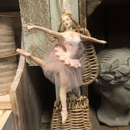 Ballerina til ophæng 19cm