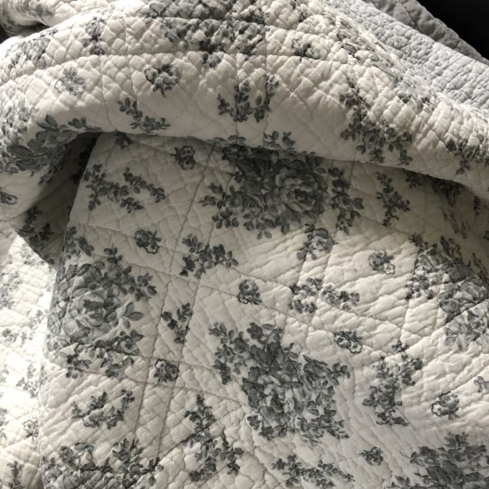 Quilt 140 x 220 - Audrey Grey Greengate