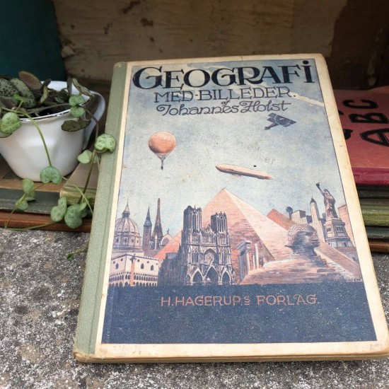 Gammel Geografi skolebog fra 1920