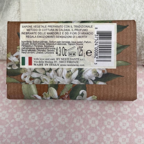 Italiensk Håndsæbe 125 gram - Mandel og Orange blomst